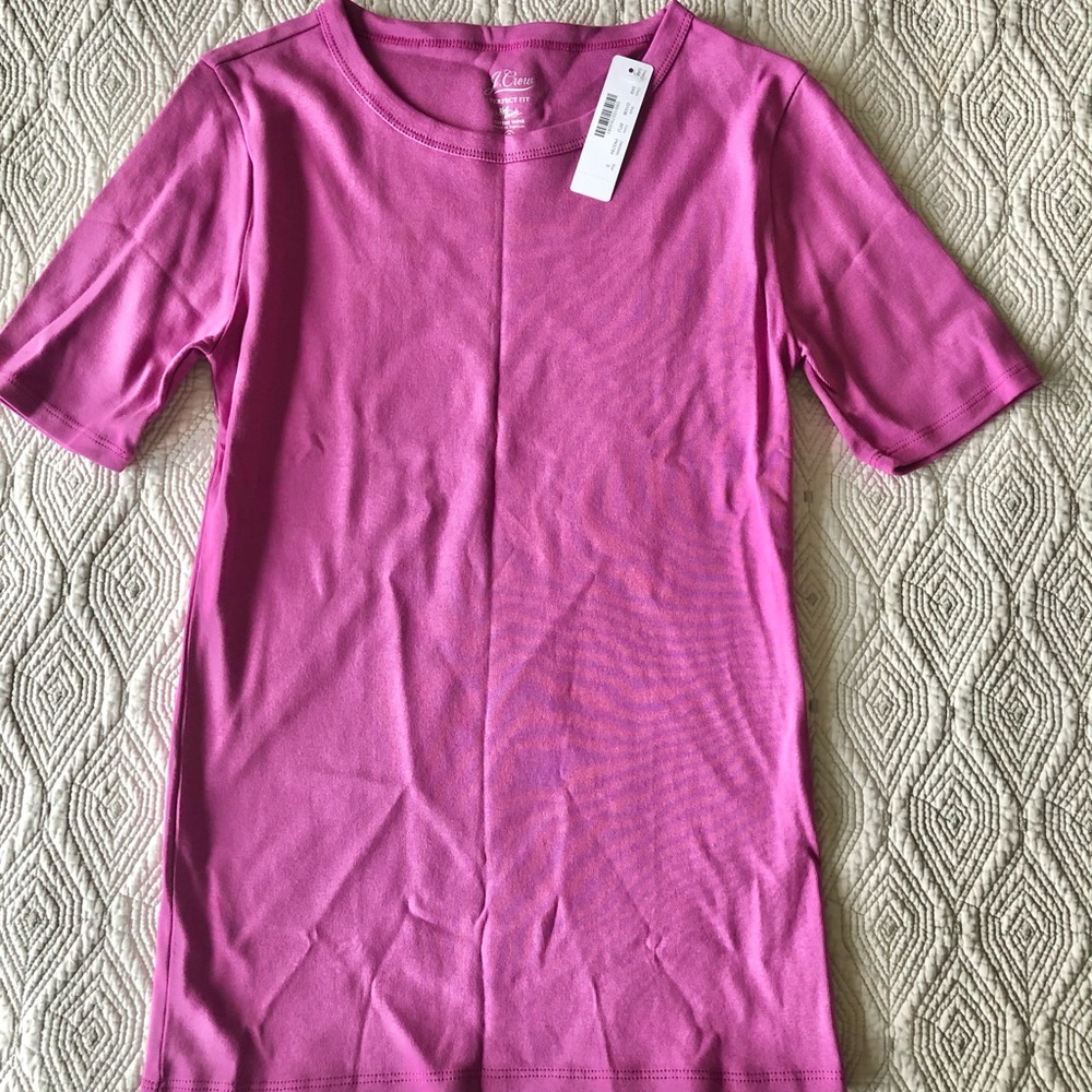SOLD - Perfect Tee-Shirt small